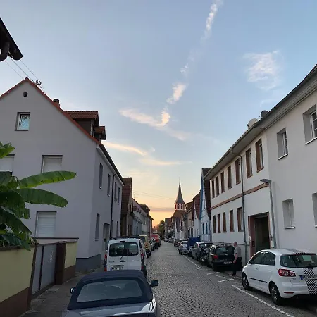 Romantisches Kamin-apartment By Rabe - Netflix & Coffee-bar & Parkplatz Appartement Karlsruhe