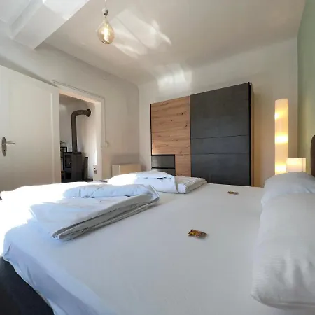 Romantisches Kamin-apartment By Rabe - Netflix & Coffee-bar & Parkplatz Appartement Karlsruhe